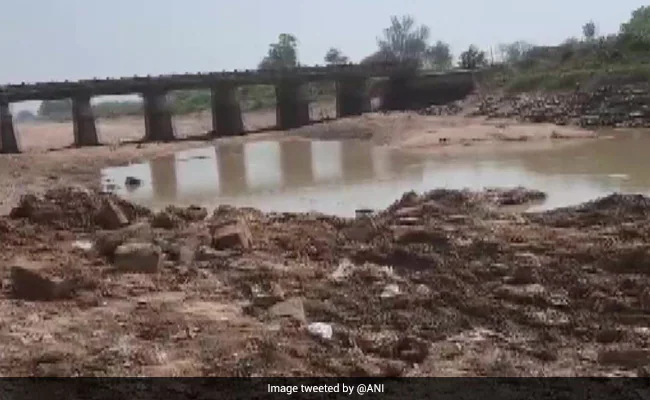 Bihar: Worked For Two Days To Steal 60 Feet Long Bridge, Gas Cutter And Jcb  Used - बिहार: 60 फीट लंबे पुल को चुराने के लिए चोरों ने दो दिनों तक की