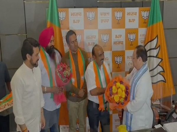 Big jolt to AAP in Himachal, its state president Anup Kesari joins BJP –  ThePrint