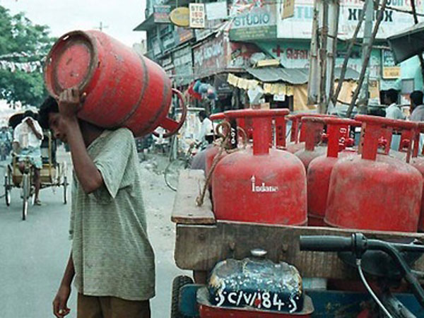 மே 19 விலை உயர்வு 