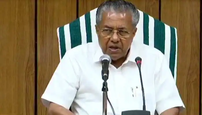 Gold smuggling case: Kerala CM Pinarayi Vijayan rebuts prime accused Swapna  Suresh's allegations of his involvement | India News | Zee News