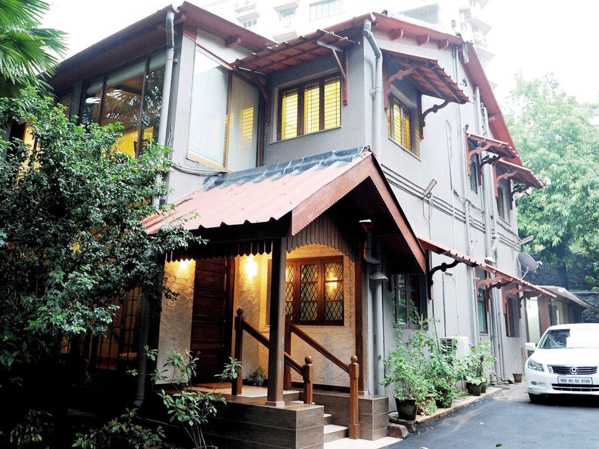 Power has a new address: Matoshree loses its monopoly to South Mumbai