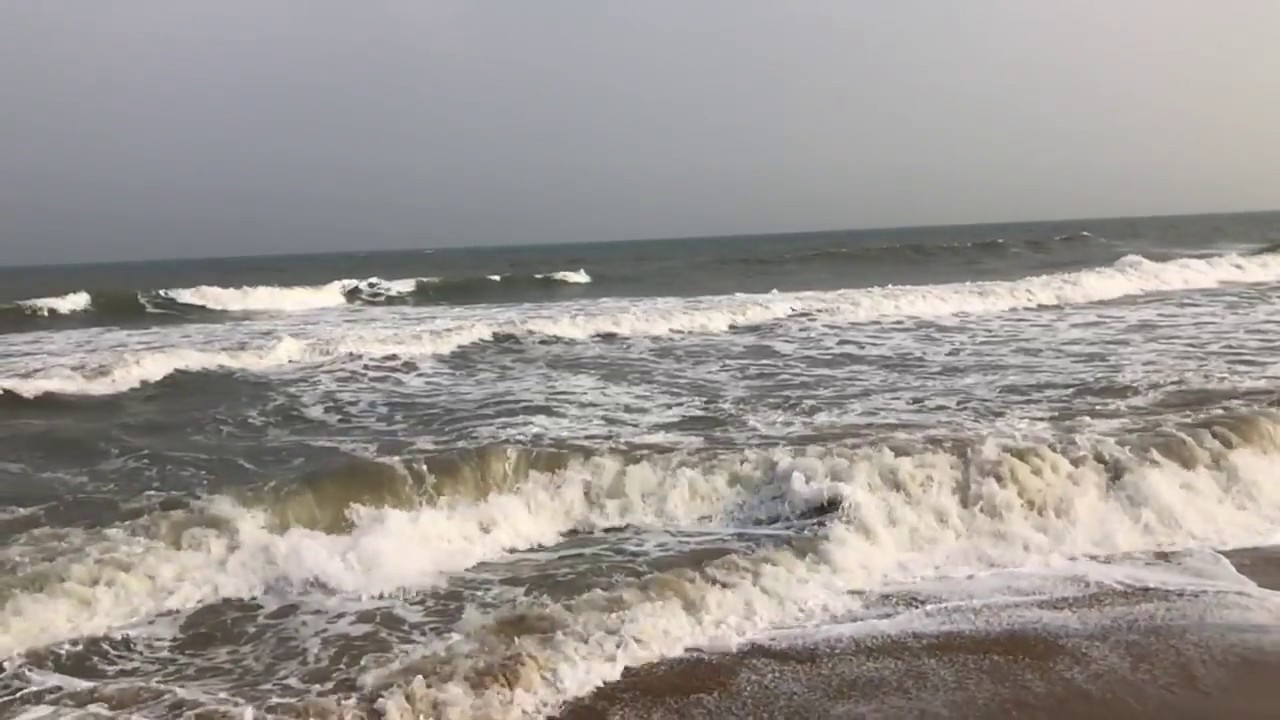 Marina Beach Chennai Beautiful Waves Slow Motion Iphone 7 - YouTube