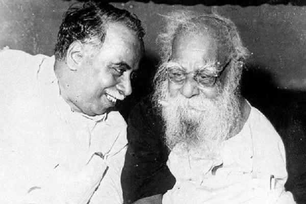 Why did CN Annadurai, the founder of DMK, part ways with Periyar?