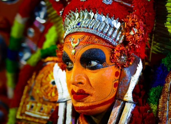 Theiyam dance in Thanjavur Kantara who came in person.. People were mesmerized and enjoyed. 