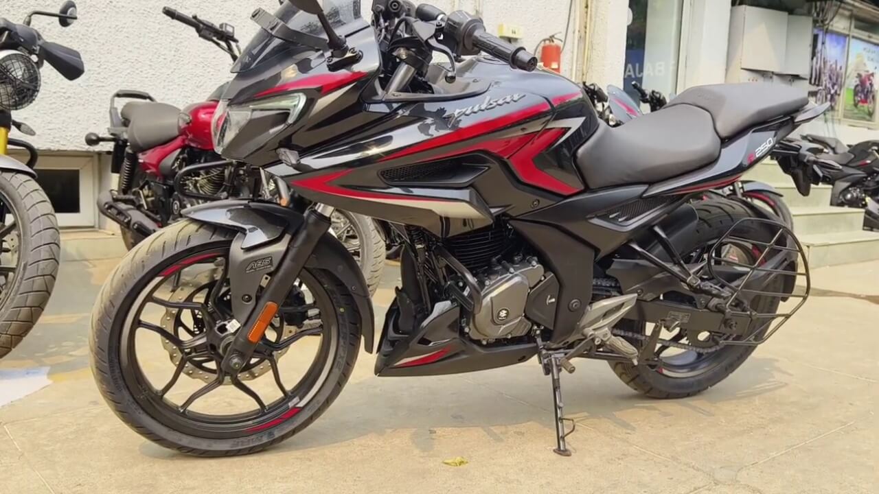 பஜாஜ் பல்சர் F250