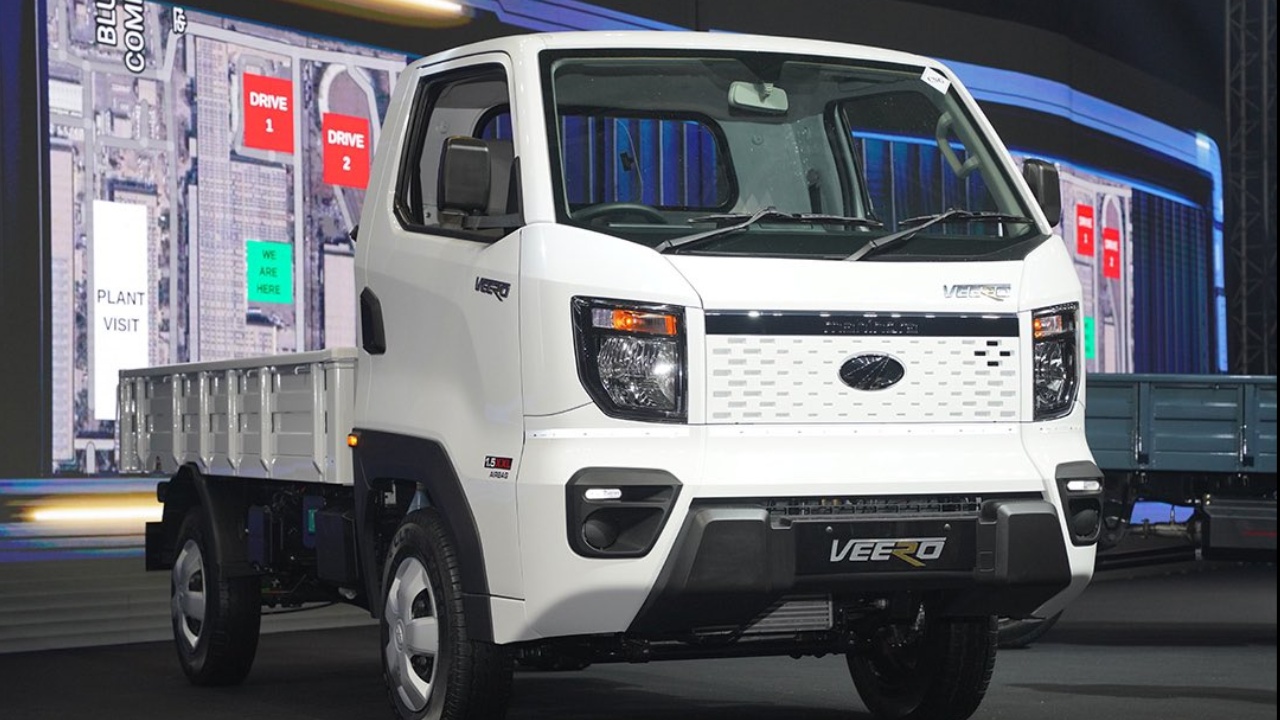 mahindra veero truck